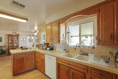 819 Sylvia Drive, Lodi, CA 95240 - Photo 17