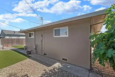 819 Sylvia Drive, Lodi, CA 95240 - Photo 35
