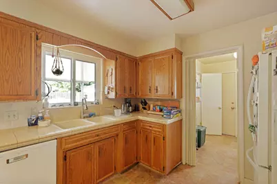 819 Sylvia Drive, Lodi, CA 95240 - Photo 15