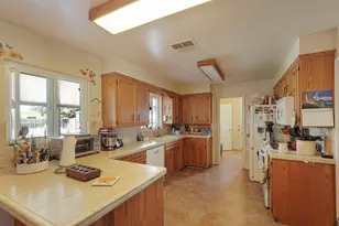 819 Sylvia Dr, Lodi, CA 95240 - Photo 13