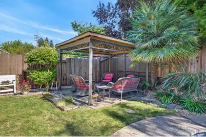 6510 Kenbridge Street, Elk Grove, CA 95758 - Photo 53