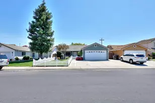 6024 Soares Pl, Riverbank, CA 95367 - Photo 5