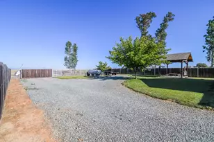14113 Beskeen Rd, Herald, CA 95638 - Photo 13