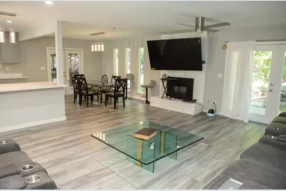 2206 Idaho Avenue, Stockton, CA 95204 - Photo 9