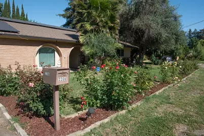 2206 Idaho Avenue, Stockton, CA 95204 - Photo 3