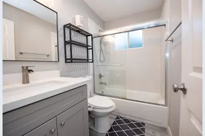 2206 Idaho Avenue, Stockton, CA 95204 - Photo 31