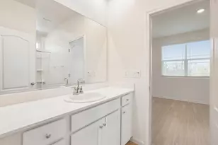 9471 Pasaje Pl, Elk Grove, CA 95624 - Photo 23