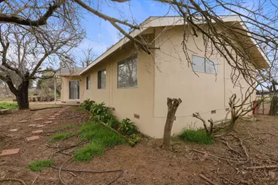 8595 Bradshaw Road, Elk Grove, CA 95624 - Photo 27