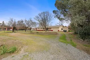 8595 Bradshaw Rd, Elk Grove, CA 95624 - Photo 3