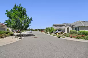308 Winthrop Ct, Roseville, CA 95747 - Photo 63
