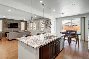 308 Winthrop Ct, Roseville, CA 95747 - Photo 19