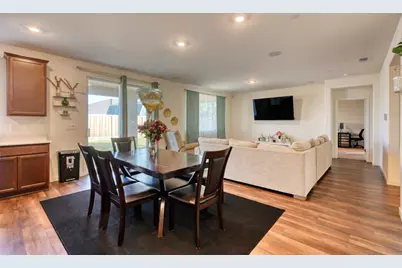 1579 Ivy Hatch Way, Olivehurst, CA 95961 - Photo 17
