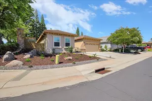 3001 Demartini Dr, Roseville, CA 95661 - Photo 5