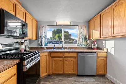 953 Sharian Street, West Sacramento, CA 95605 - Photo 13