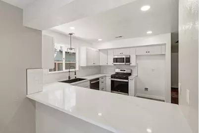 7521 Delta Pointe Way, Sacramento, CA 95823 - Photo 17