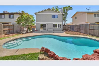 7521 Delta Pointe Way, Sacramento, CA 95823 - Photo 47