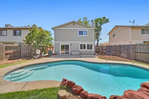 7521 Delta Pointe Way, Sacramento, CA 95823 - Photo 47
