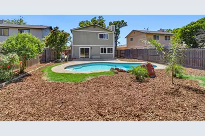 7521 Delta Pointe Way, Sacramento, CA 95823 - Photo 45