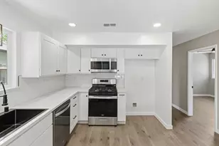 7521 Delta Pointe Way, Sacramento, CA 95823 - Photo 19