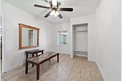 1214 E Mesa Avenue, Fresno, CA 93710 - Photo 13
