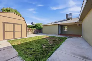 1214 E Mesa Ave, Fresno, CA 93710 - Photo 5