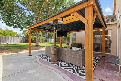 8695 Fobes Drive, Antelope, CA 95843 - Photo 23