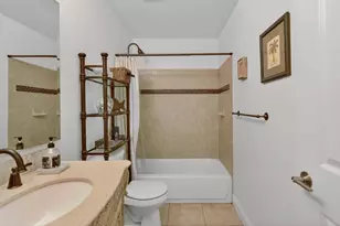 7064 Riverside Blvd, Sacramento, CA 95831 - Photo 23