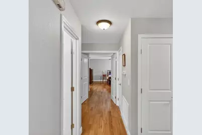 7064 Riverside Boulevard, Sacramento, CA 95831 - Photo 21