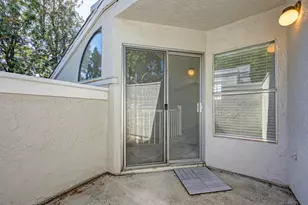 2541 Fulton Square Ln, Sacramento, CA 95821 - Photo 31