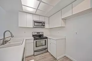 2541 Fulton Square Ln, Sacramento, CA 95821 - Photo 15