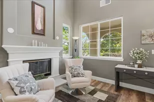 6070 Orchard View Dr, Elk Grove, CA 95757 - Photo 7