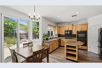 6070 Orchard View Drive, Elk Grove, CA 95757 - Photo 15
