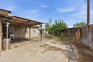 4867 E Leisure Ave, Fresno, CA 93727 - Photo 15