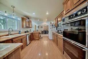 878 Alexander St, Livermore, CA 94550 - Photo 9