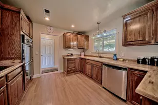 878 Alexander St, Livermore, CA 94550 - Photo 13