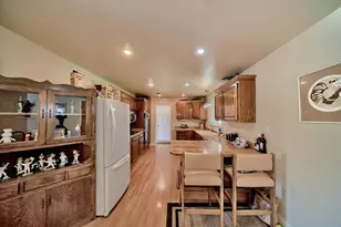 878 Alexander St, Livermore, CA 94550 - Photo 35