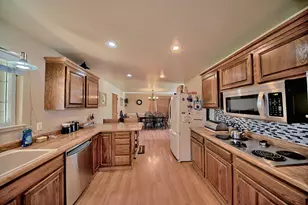878 Alexander St, Livermore, CA 94550 - Photo 3