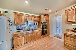 878 Alexander St, Livermore, CA 94550 - Photo 13