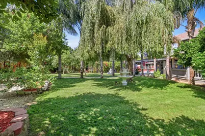 8024 Bridgeburn Court, Elk Grove, CA 95758 - Photo 57