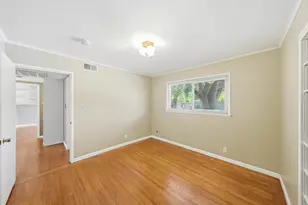 7566 Circle Pkwy, Sacramento, CA 95823 - Photo 11
