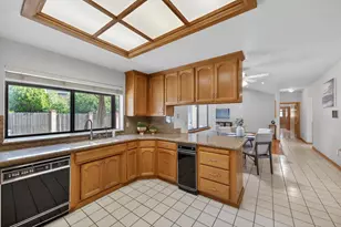 101 Audubon Cir, Sacramento, CA 95831 - Photo 31
