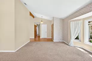 1310 Carnation Ct, Roseville, CA 95661 - Photo 9