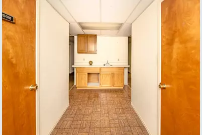902 Court Street, Woodland, CA 95695 - Photo 21