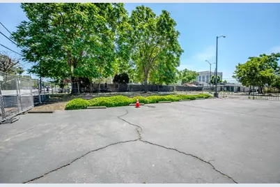 902 Court Street, Woodland, CA 95695 - Photo 49