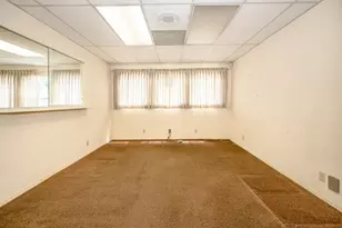 902 Court St, Woodland, CA 95695 - Photo 9