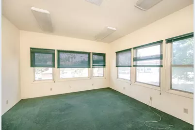 902 Court Street, Woodland, CA 95695 - Photo 31