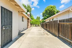 96 Parkshore Cir, Sacramento, CA 95831 - Photo 61