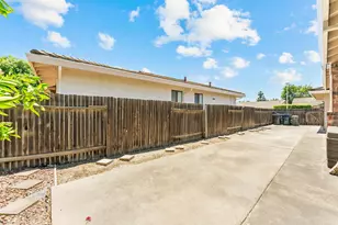 96 Parkshore Cir, Sacramento, CA 95831 - Photo 57