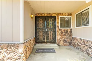 96 Parkshore Cir, Sacramento, CA 95831 - Photo 7
