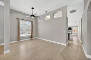 1123 Thornbridge Dr, Galt, CA 95632 - Photo 11